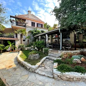 https://green-cottage-kos.in-istria.net